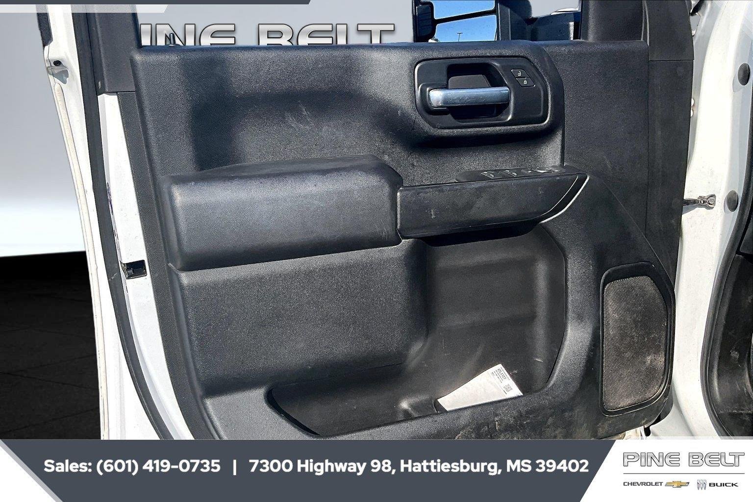 Used 2021 SUMMIT WHITE Chevrolet Custom image 18