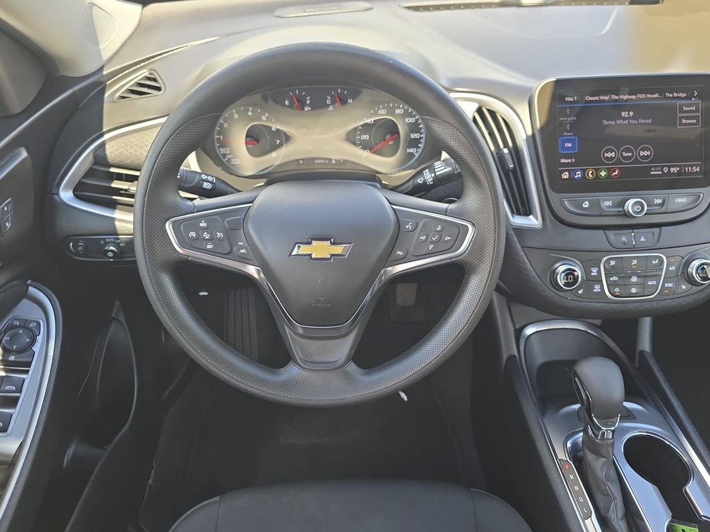 2025 Chevrolet Malibu 1LT - Photo 14