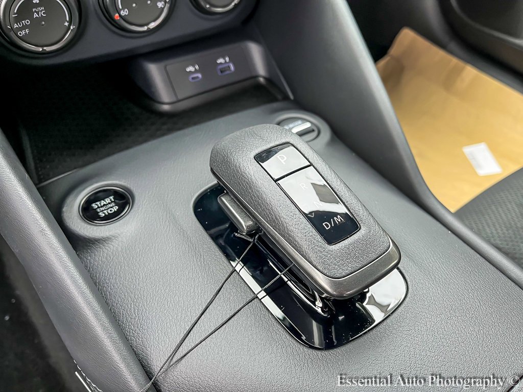 2025 Nissan Z Performance - Photo 13
