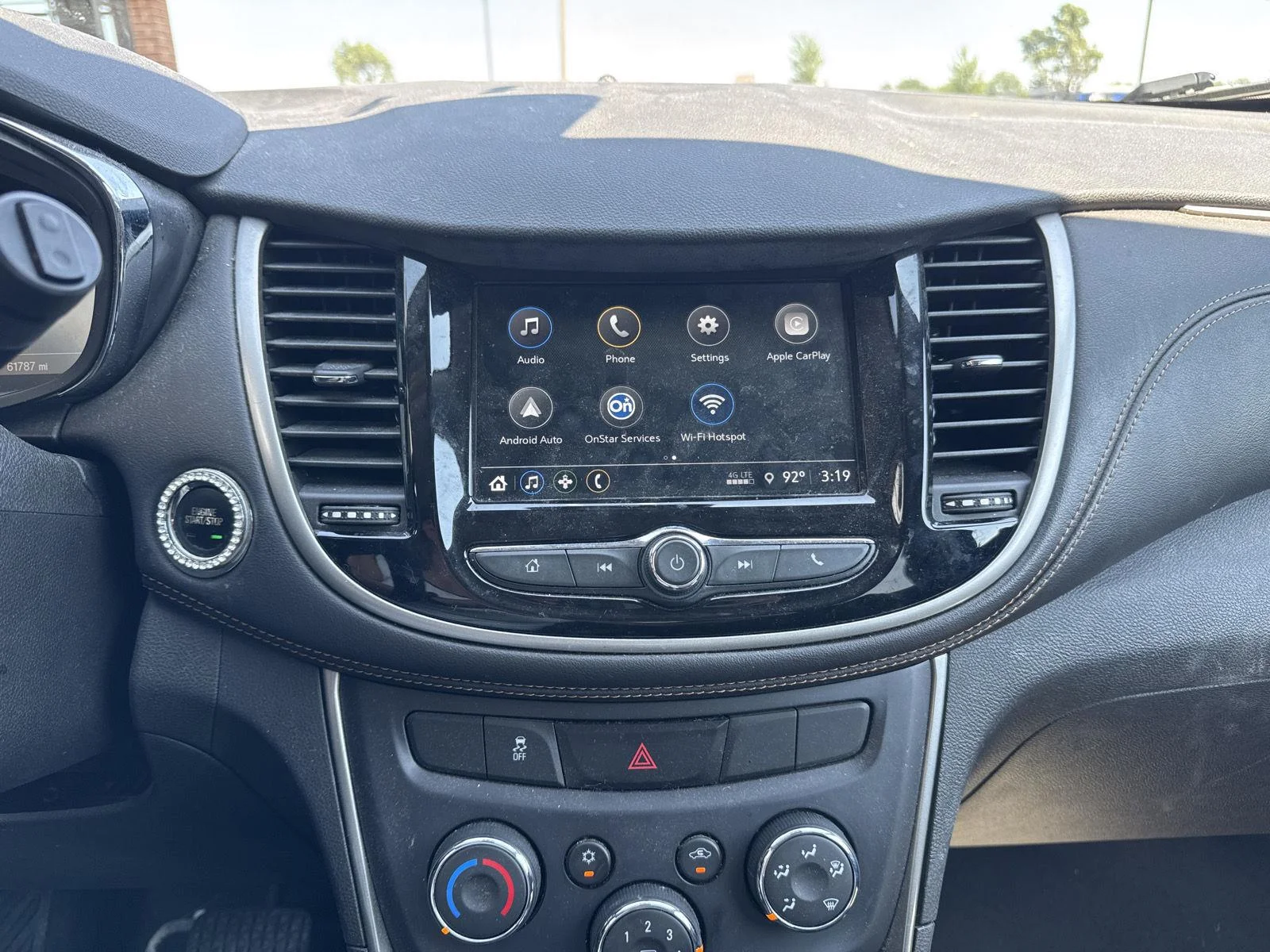 Used 2018 Cajun Red Tintcoat Chevrolet LT image 11