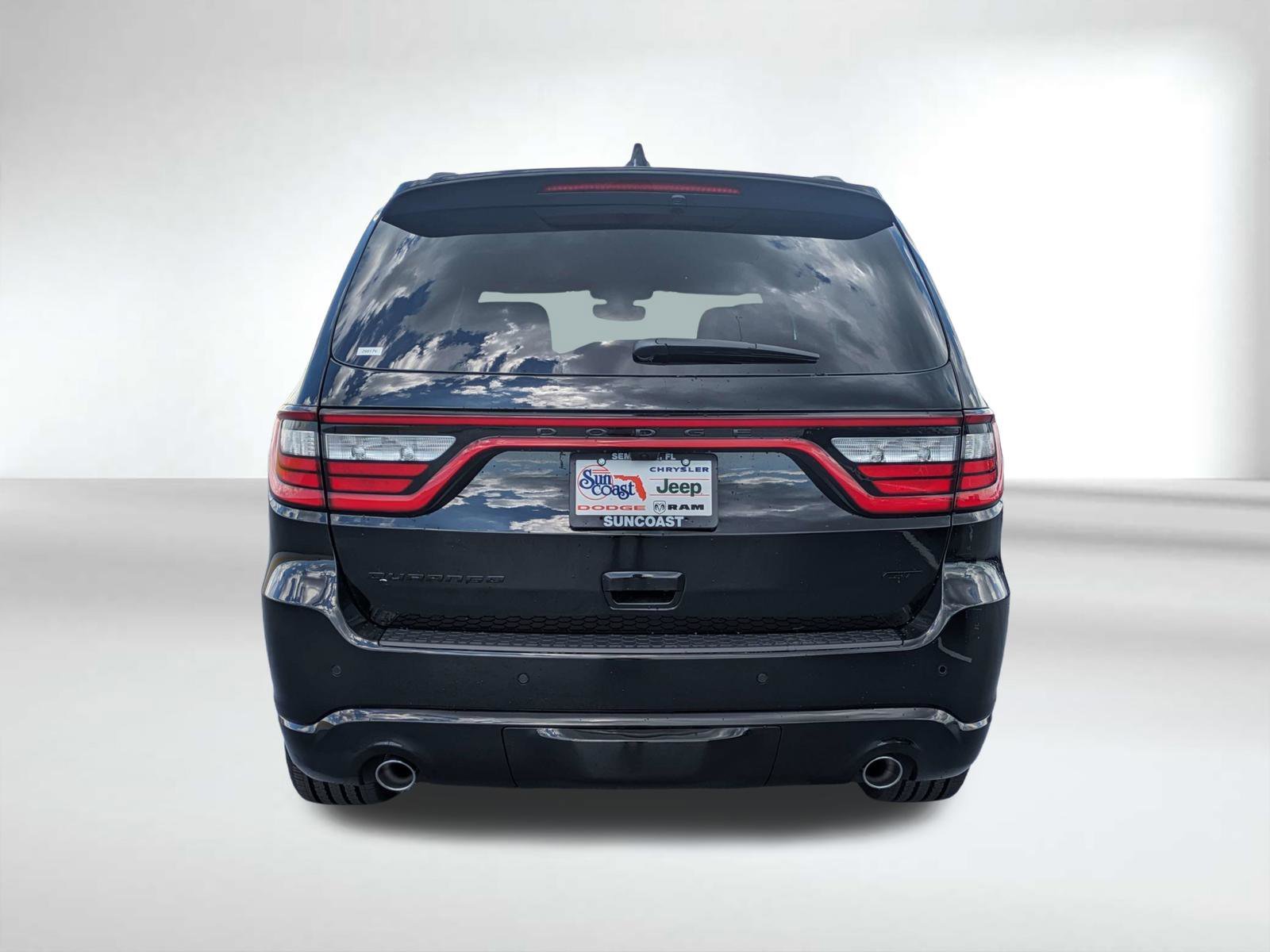 New 2026 Diamond Black Clear-Coat Exterior Paint Dodge GT image 5