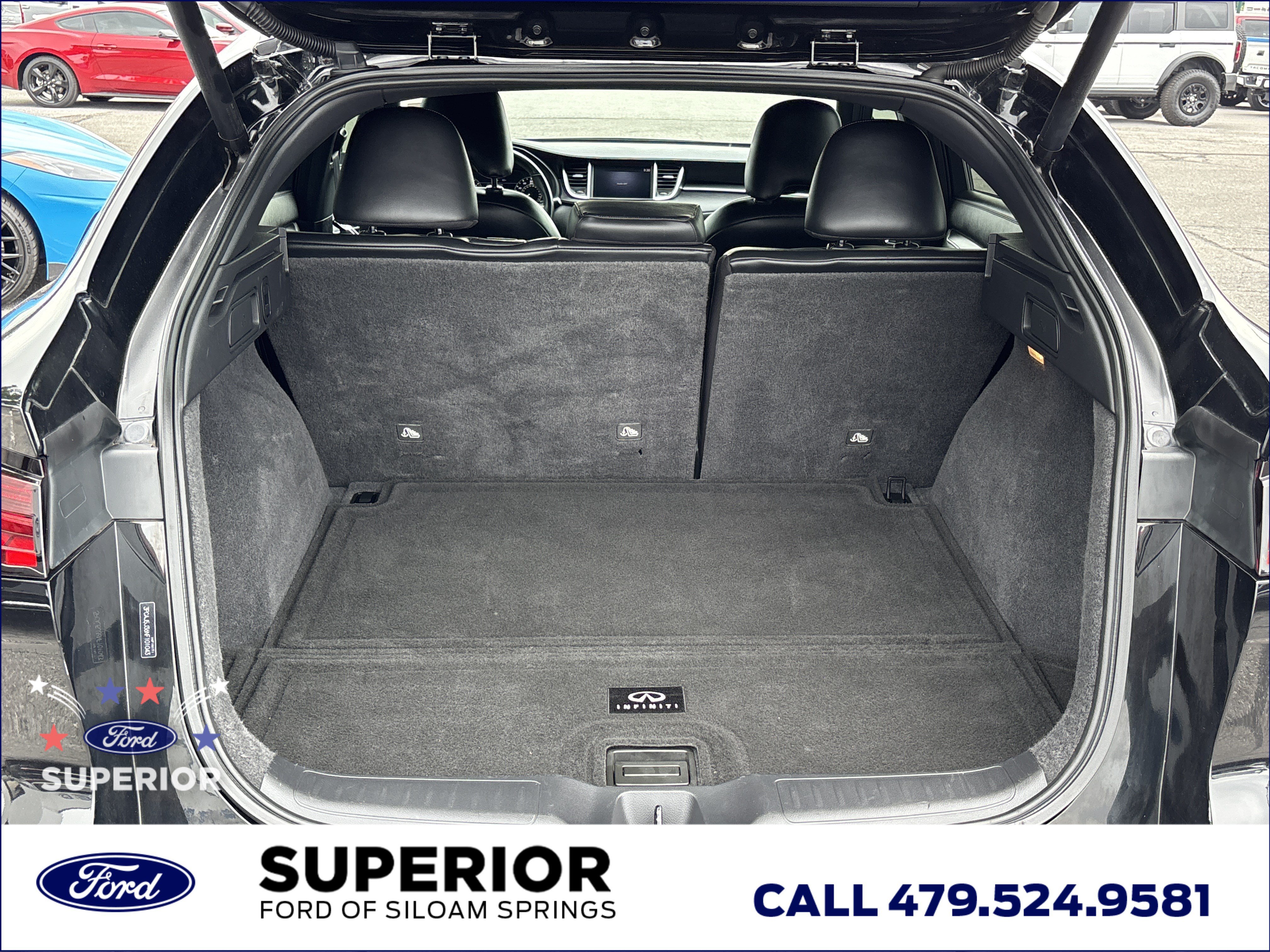Used 2022 Mineral Black INFINITI LUXE image 7
