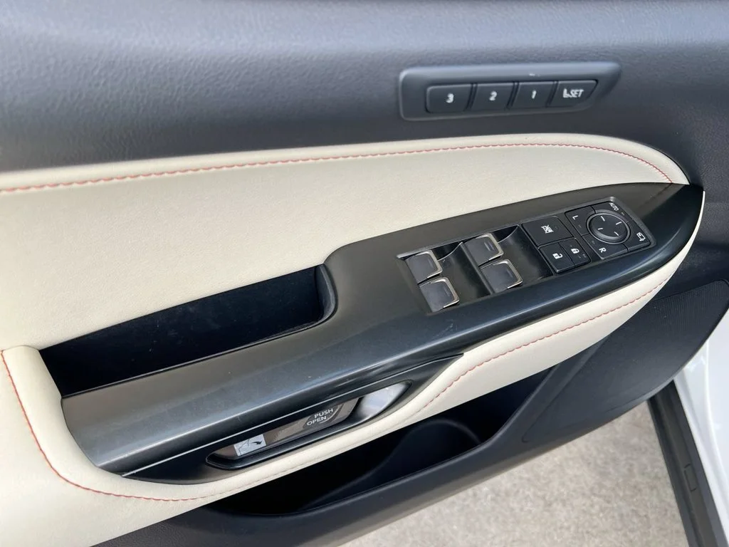 Certified Used 2024 EMINENT WHITE PEARL Lexus 350 Luxury image 11