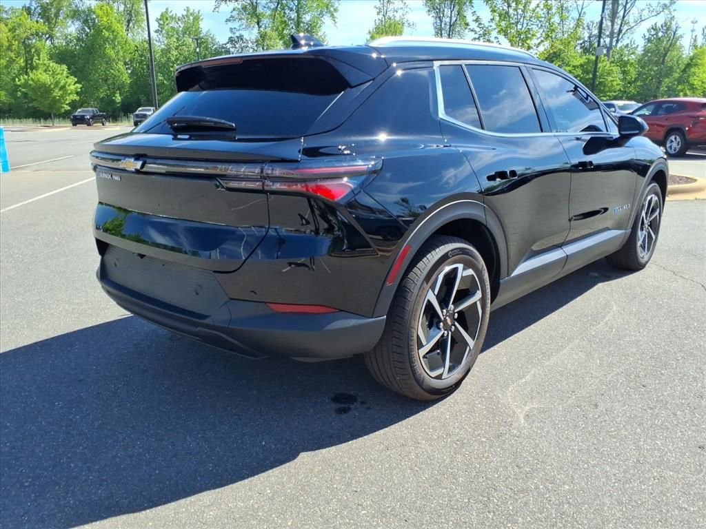 New 2026 Black Chevrolet LT image 28