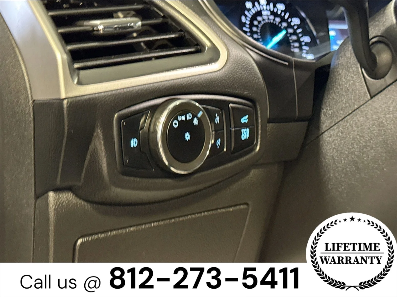 Used 2024 SILVER Ford SEL image 10