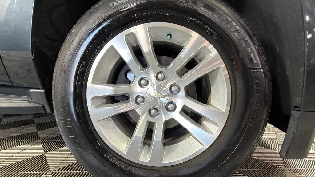 Used 2019 SHADOW GRAY METALLIC Chevrolet LT image 37
