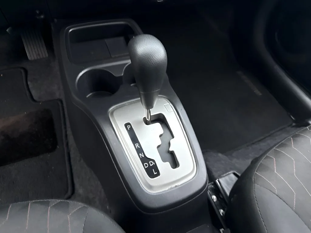 Used 2024 Silver Mitsubishi ES image 13