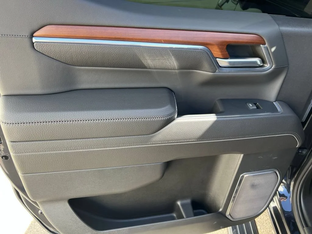 Used 2023 Titanium Rush Metallic GMC Denali image 23