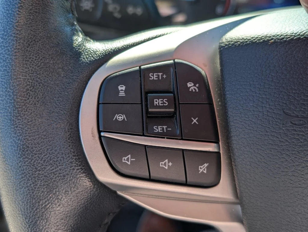 Used 2022 Gray Ford Limited image 18