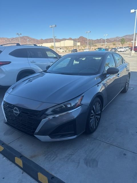 2024 Nissan Altima SV