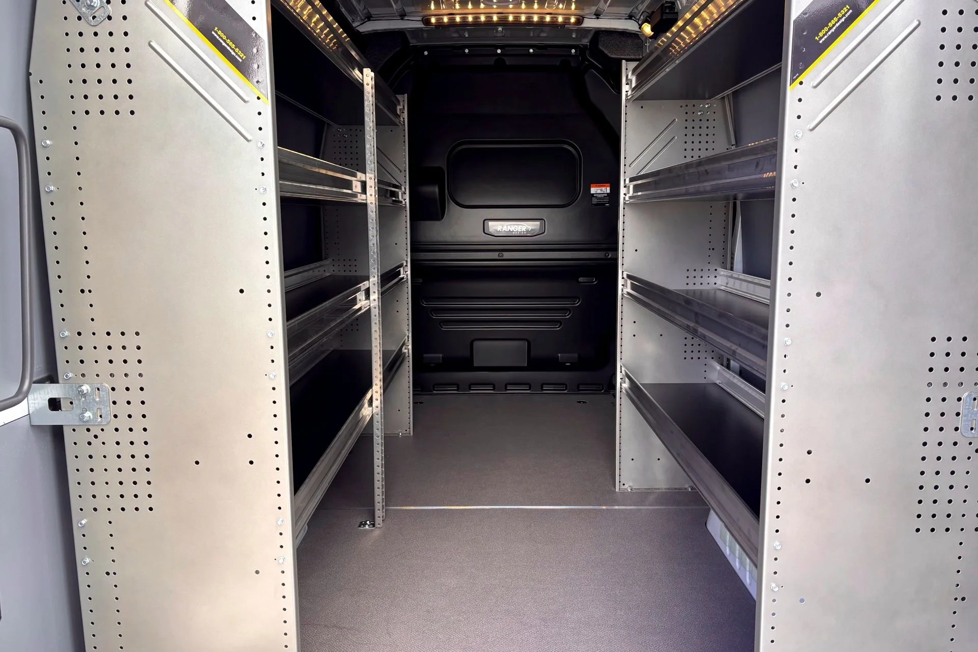 New 2026  Mercedes-Benz Cargo 144 WB image 19