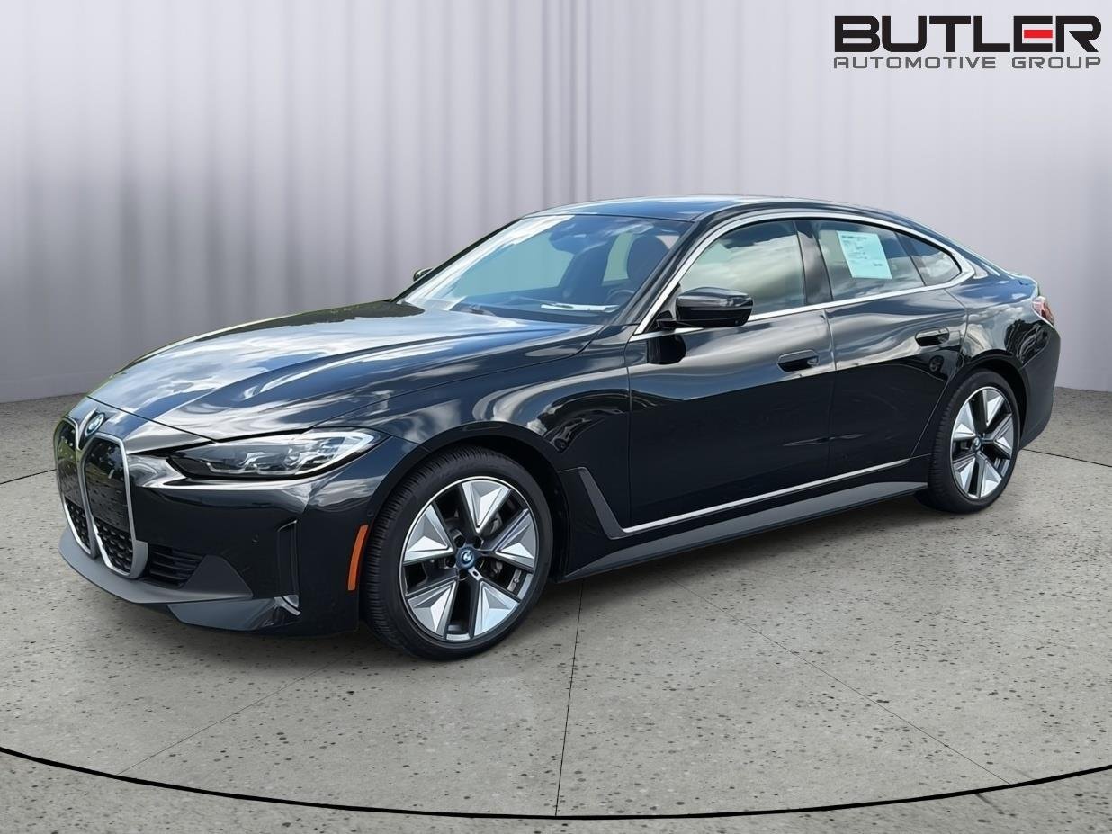 Used 2023 Black Sapphire Metallic BMW eDrive35 image 1