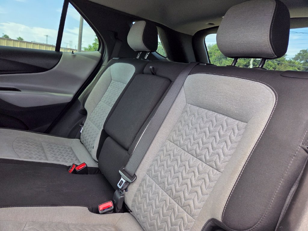 2023 Chevrolet Equinox LS - Photo 24