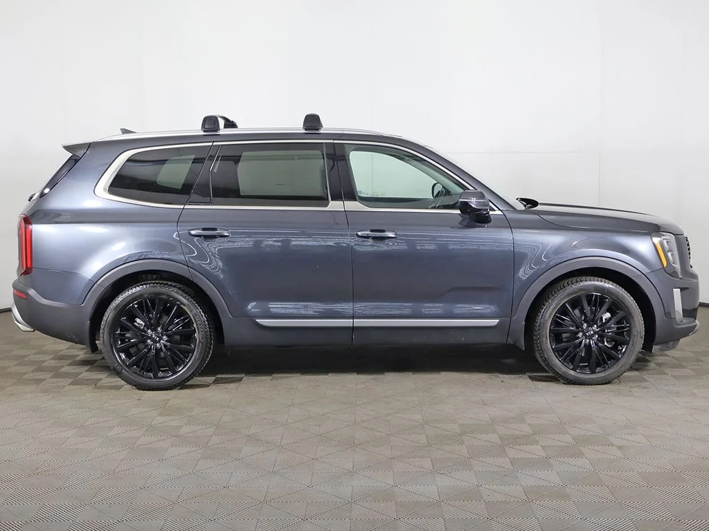 Used 2020 Gray Kia SX image 23