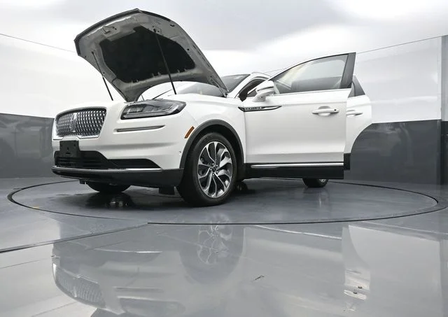 Used 2022 White Lincoln Reserve image 41