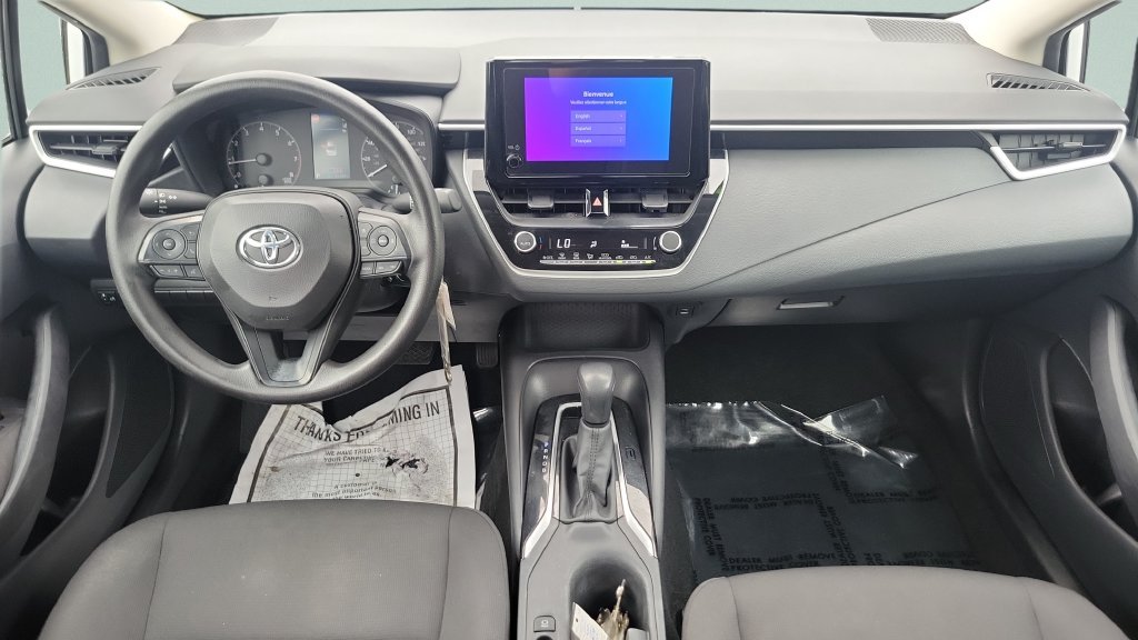 Used 2025 White Toyota LE image 11