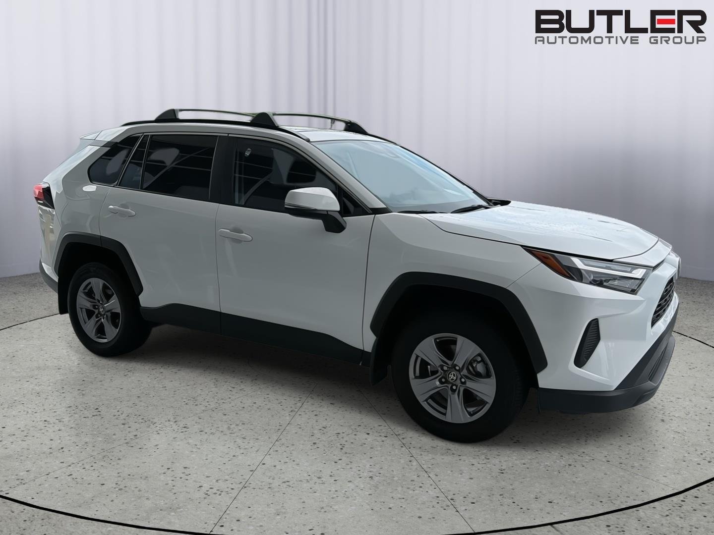 Used 2024 Ice Cap Toyota XLE image 7