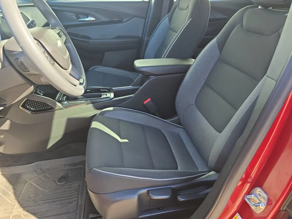 Used 2021 Red Chevrolet LS image 20