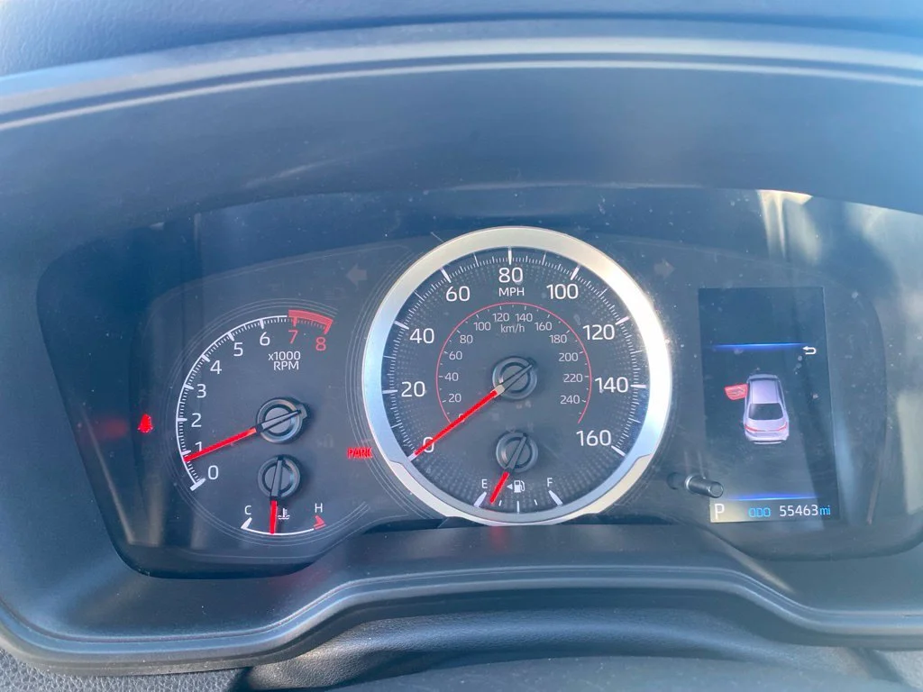 Used 2022  Toyota SE image 36