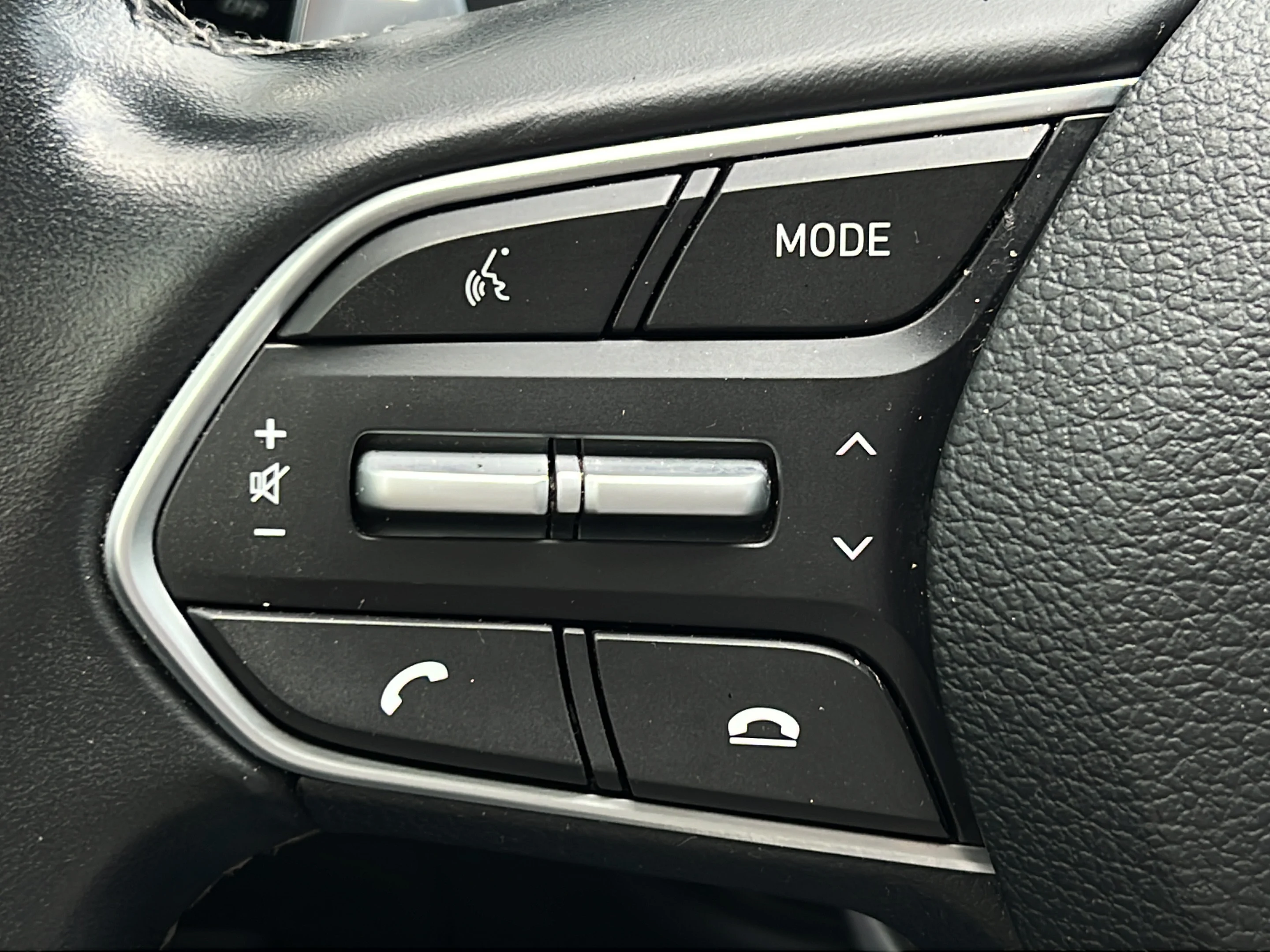Used 2022 Twilight Black Hyundai XRT image 21