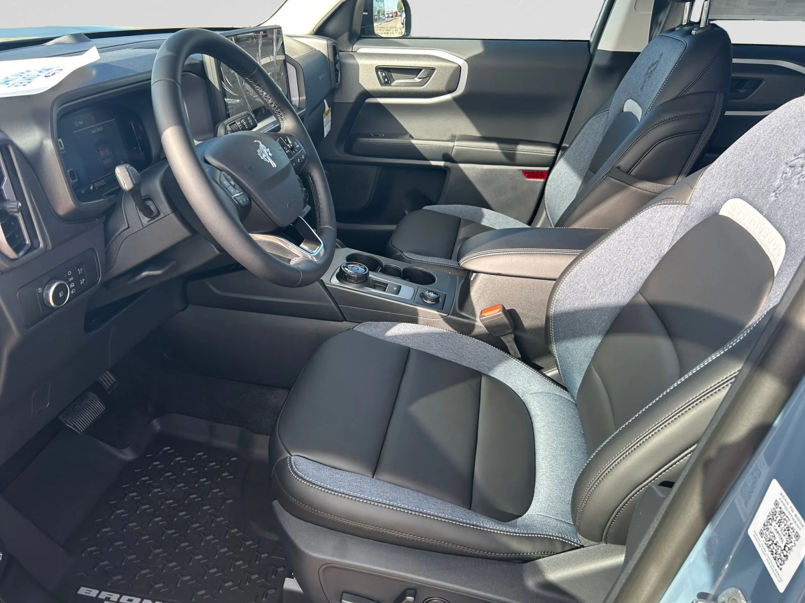 New 2026 Azure Grey Metallic Tri-Coat Ford Outer Banks image 13