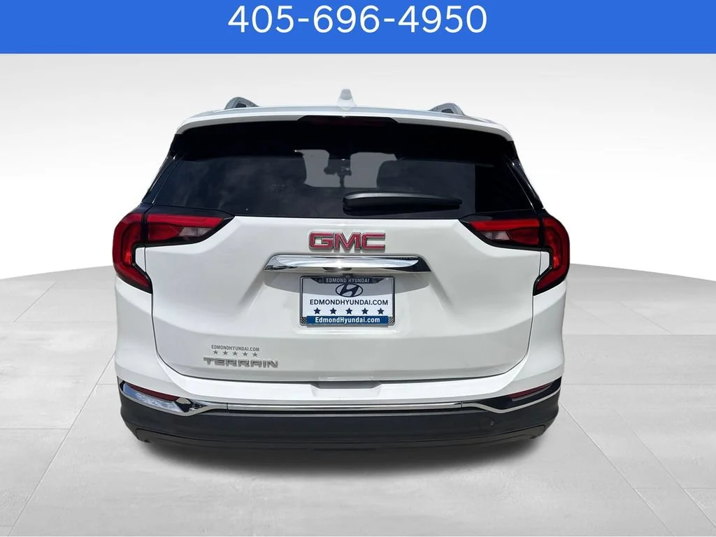 Pre-Owned 2021 GMC Terrain SLT