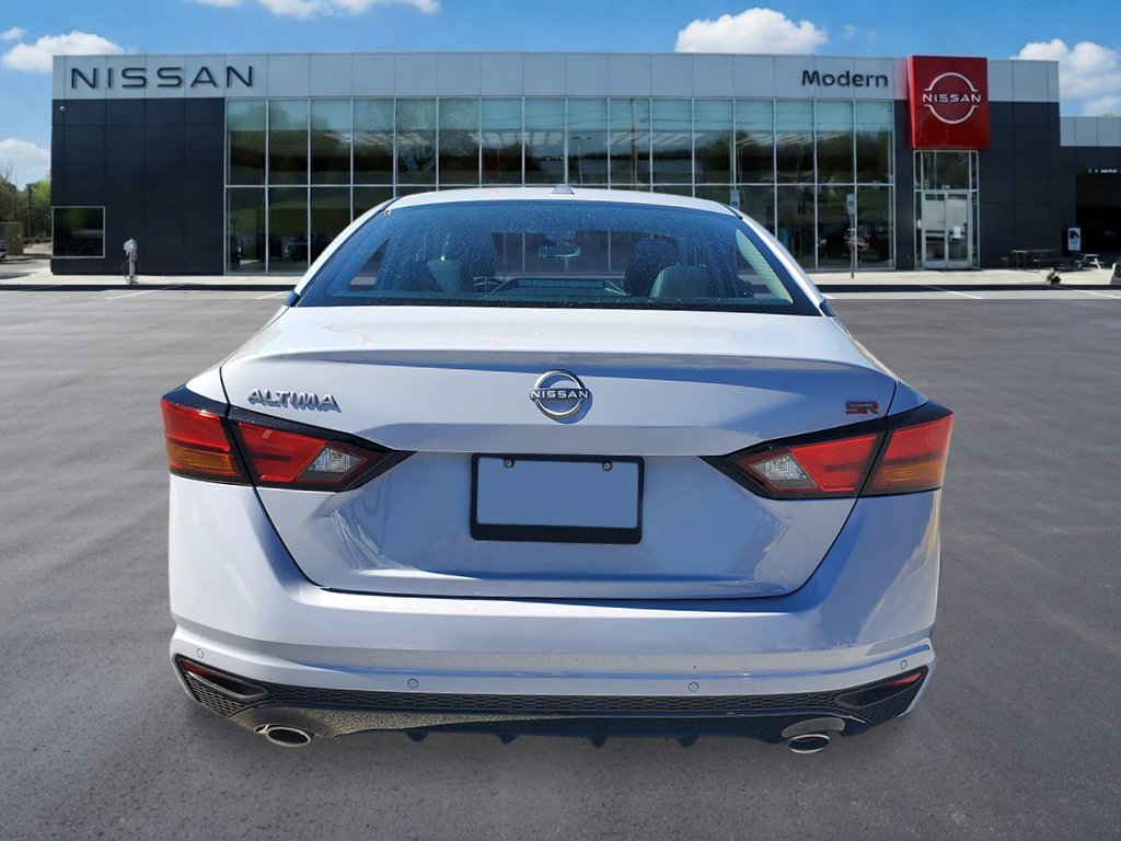 New 2026 Gray Sky Pearl Nissan SR image 5