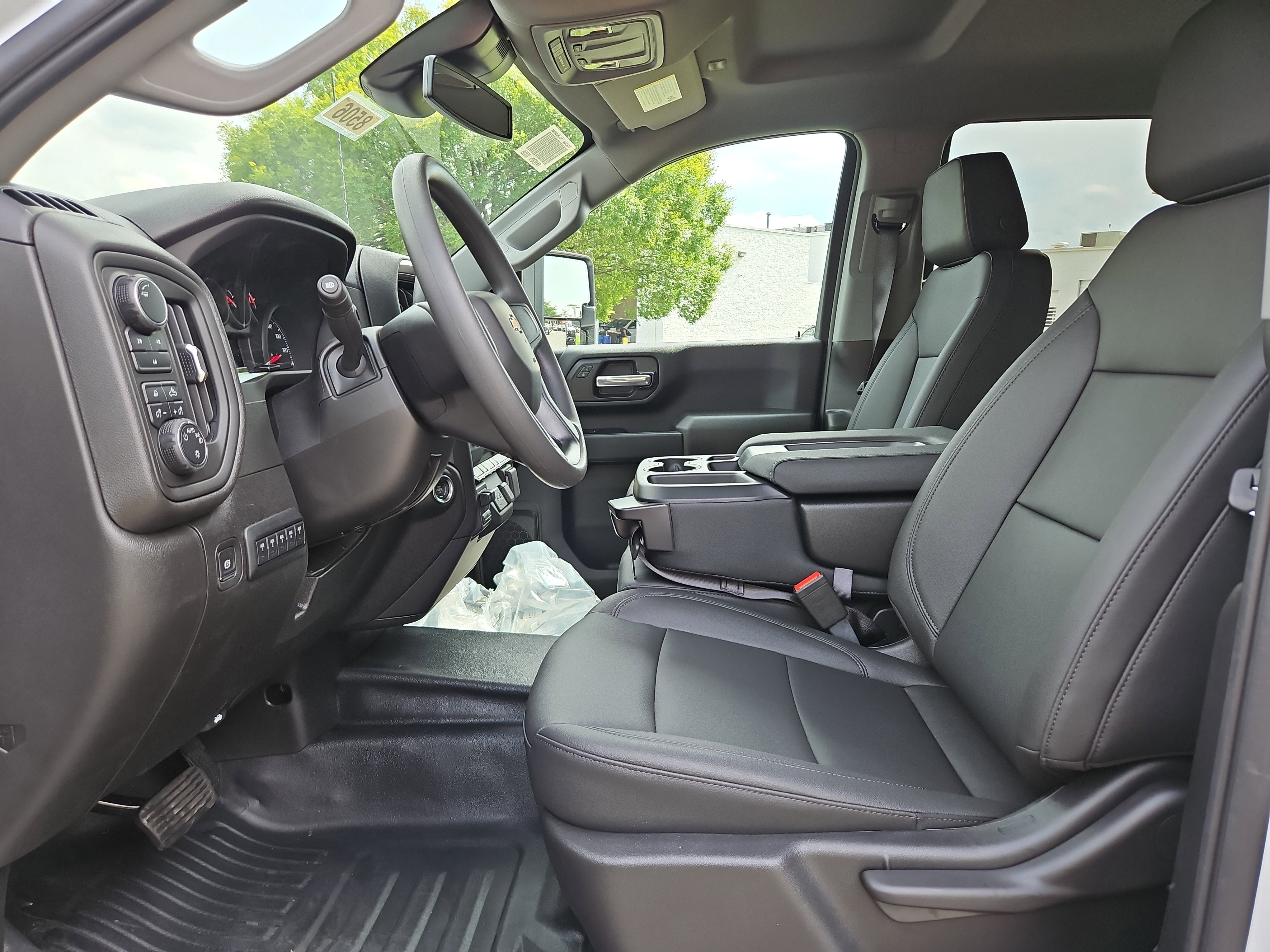 2025 Chevrolet Silverado 2500 HD Work Truck - Photo 9