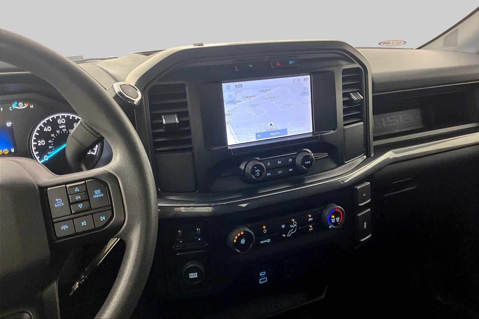 Used 2023 Oxford White Ford XL image 7