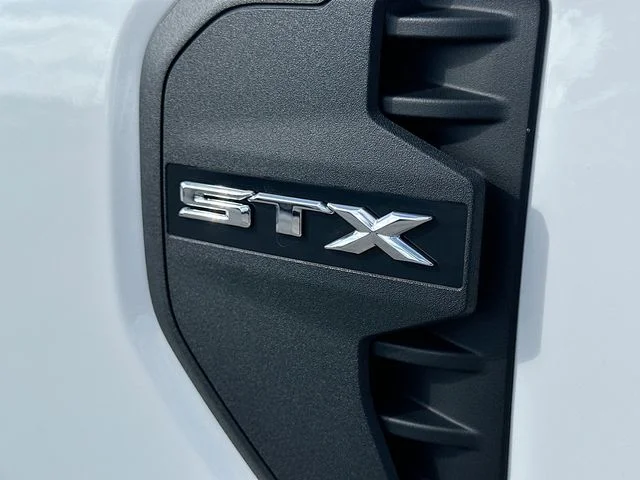 New 2026 Oxford White Ford XL image 17