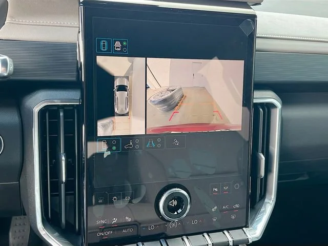 2026 GMC Acadia Elevation - Photo 9