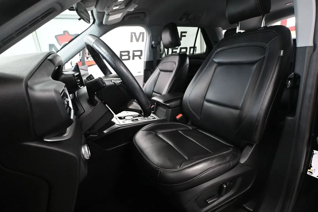 Used 2022 Black Ford XLT image 24