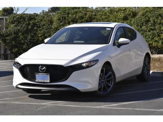 2026 Mazda CX-3 Preferred 2.5 AT 5-Door SKYACTIV's photo