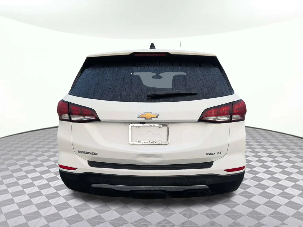 Used 2024 White Chevrolet LT image 5