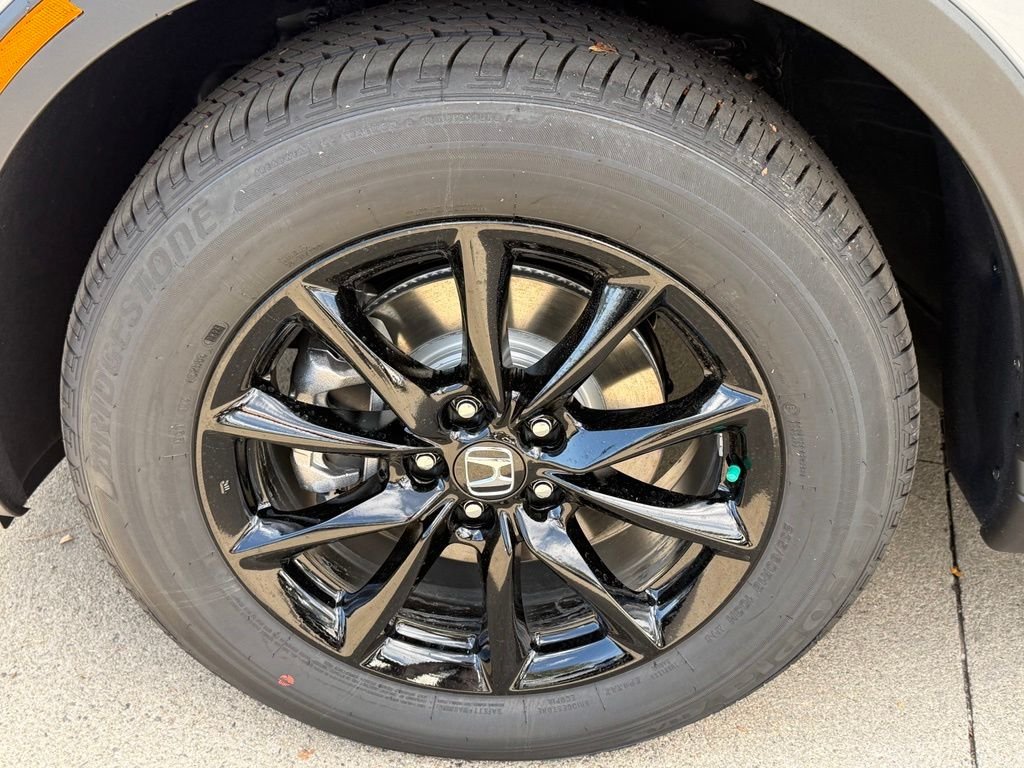 New 2026 Urban Gray Pearl Honda Sport-L image 11