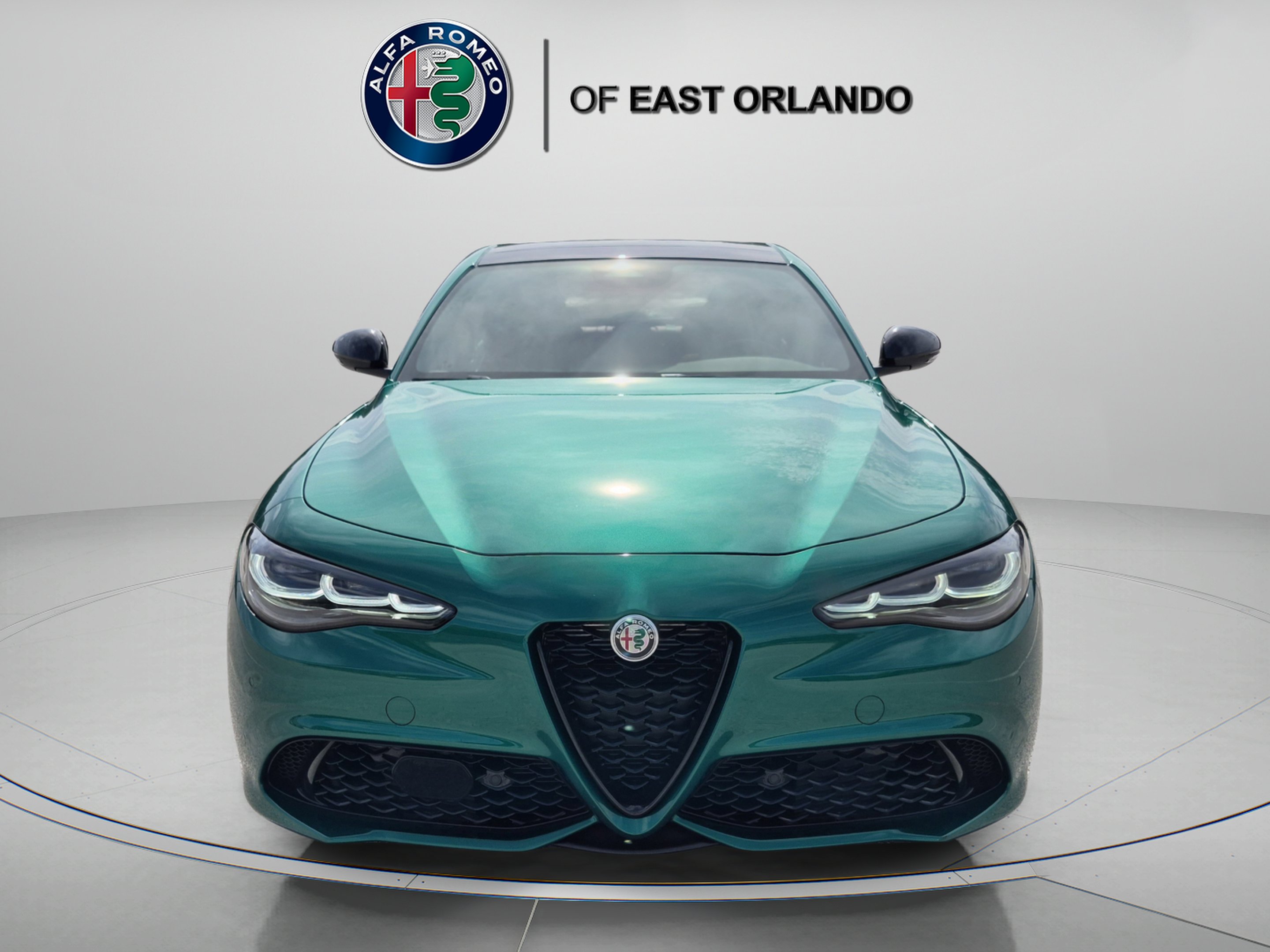 New 2026 Verde Fangio Metallic Alfa Romeo  image 2
