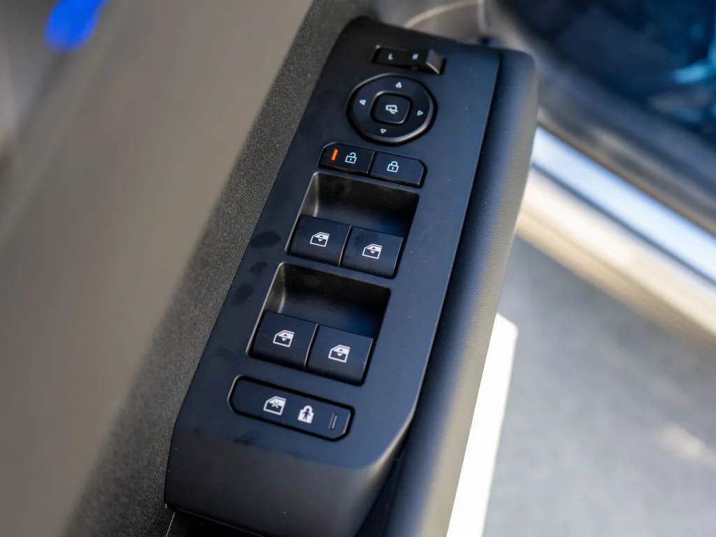 New 2027 Wolf Gray Kia X-Pro SX Prestige image 20