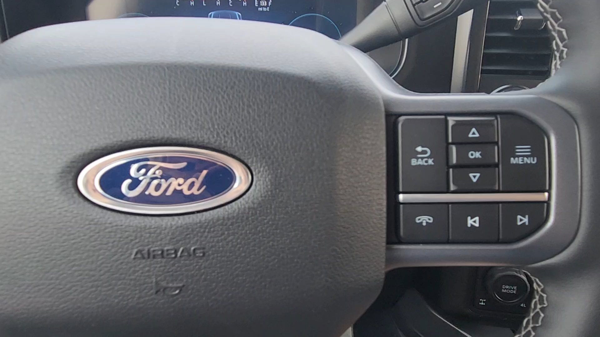 New 2026 Avalanche Ford LARIAT image 25