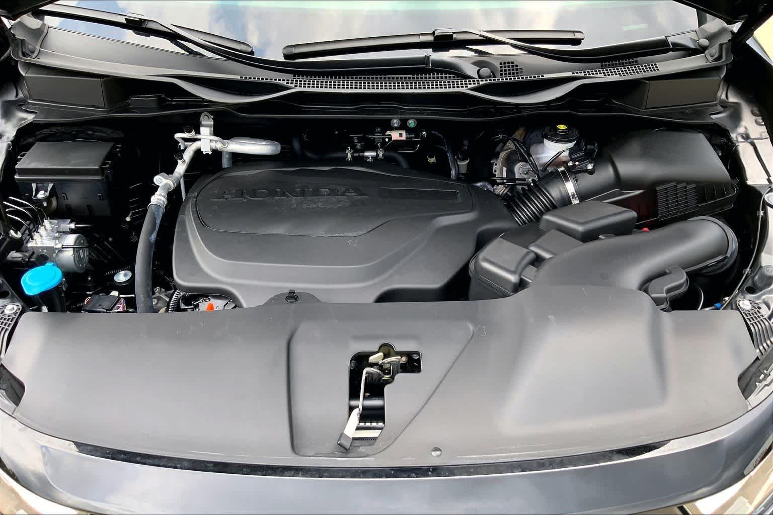 Used 2026 Crystal Black Pearl Honda Sport-L image 30