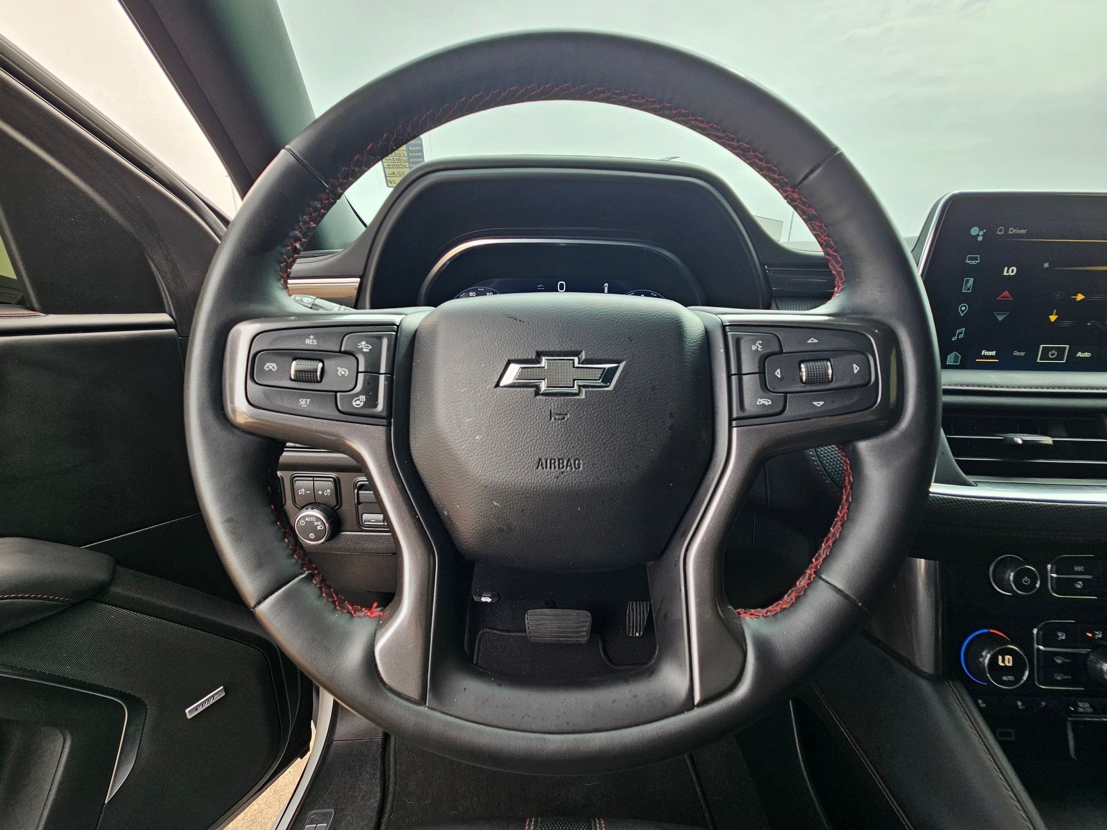 Used 2024 Summit White Chevrolet RST image 15