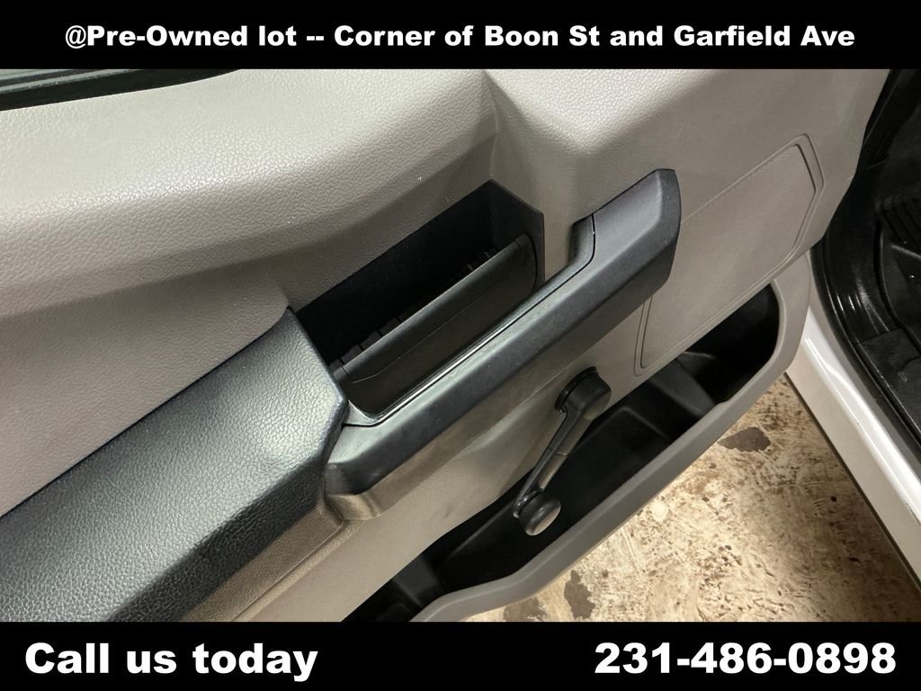 Used 2017 White Ford XL image 16