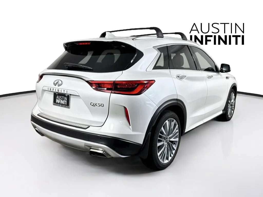 Certified Used 2023 White INFINITI Sensory image 10