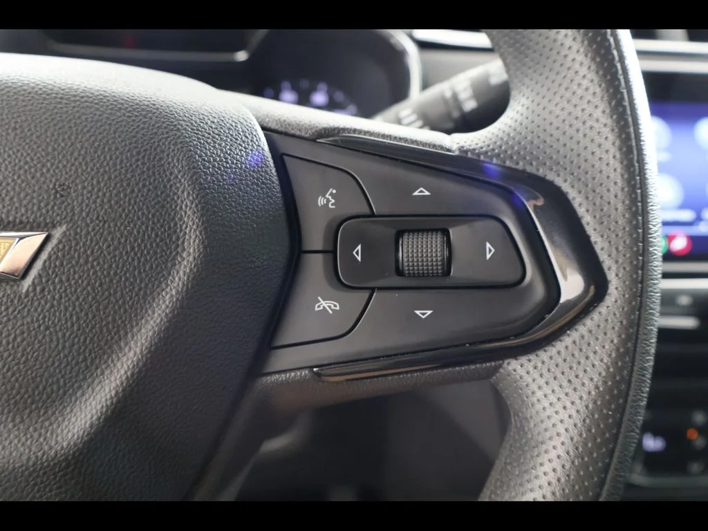 Used 2023 White Chevrolet LT image 20