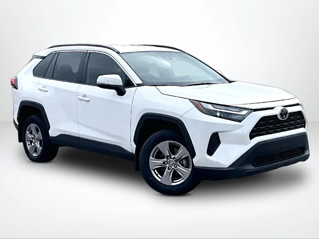 Used 2024 White Toyota XLE image 11