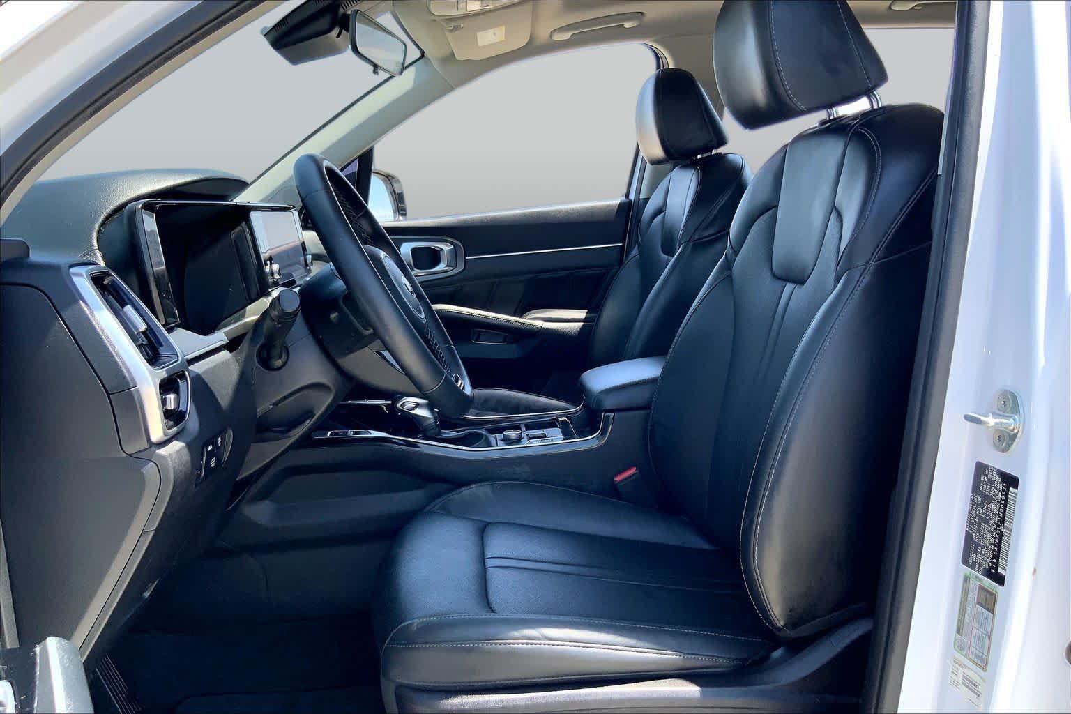 Pre-Owned 2021 Kia Sorento SX