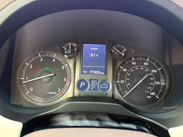 Used 2019  Lexus 460 image 11