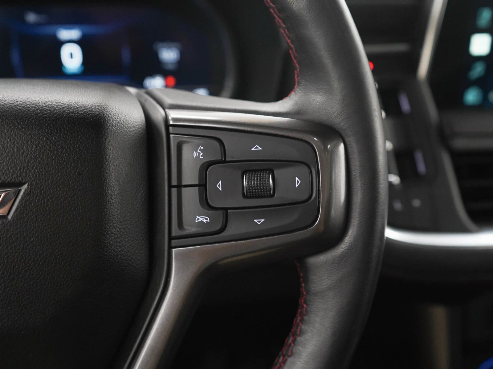 Used 2022 Black Chevrolet RST image 29