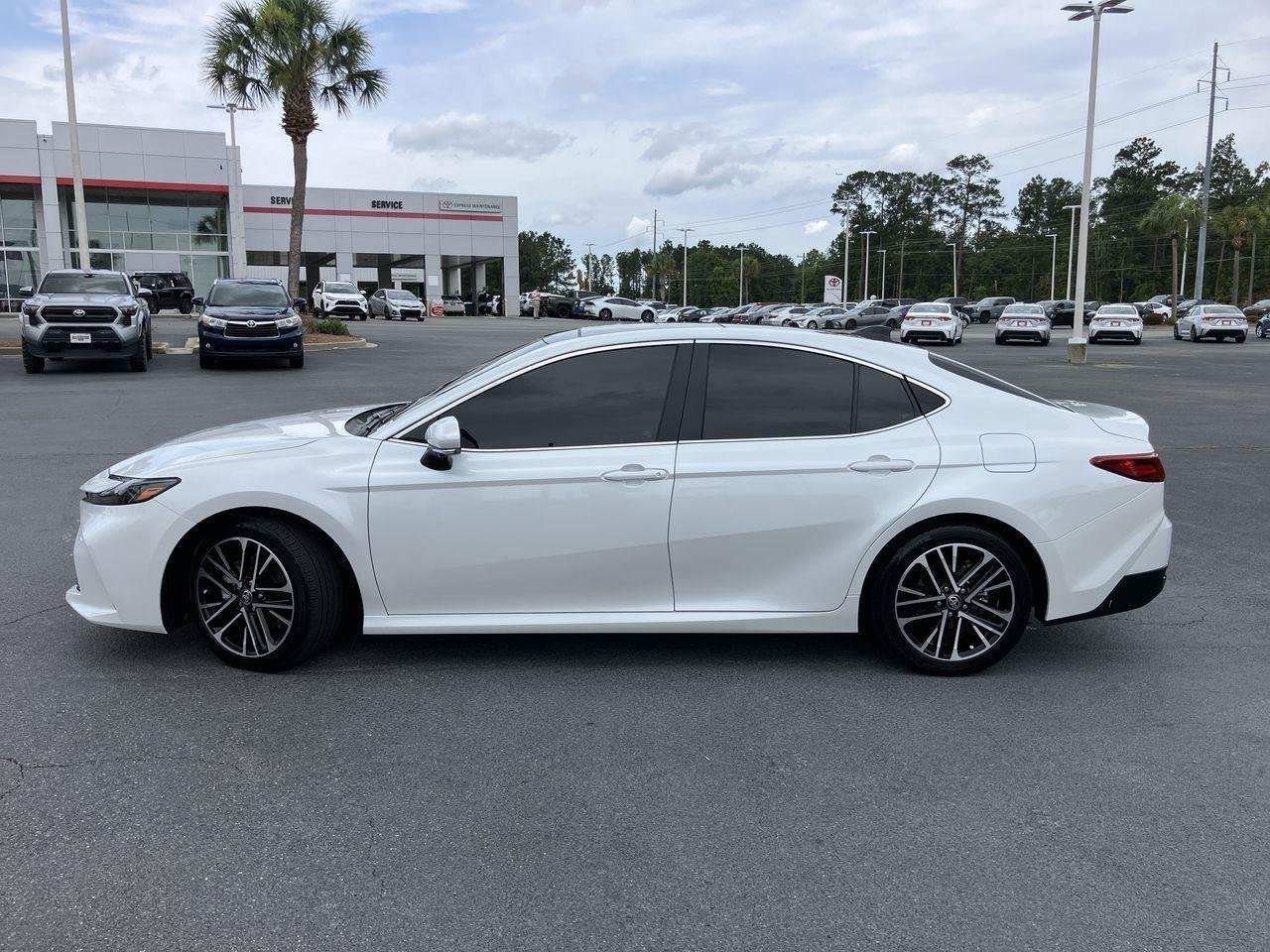 Used 2025 White (Wind Chill Pearl) Toyota XLE image 2