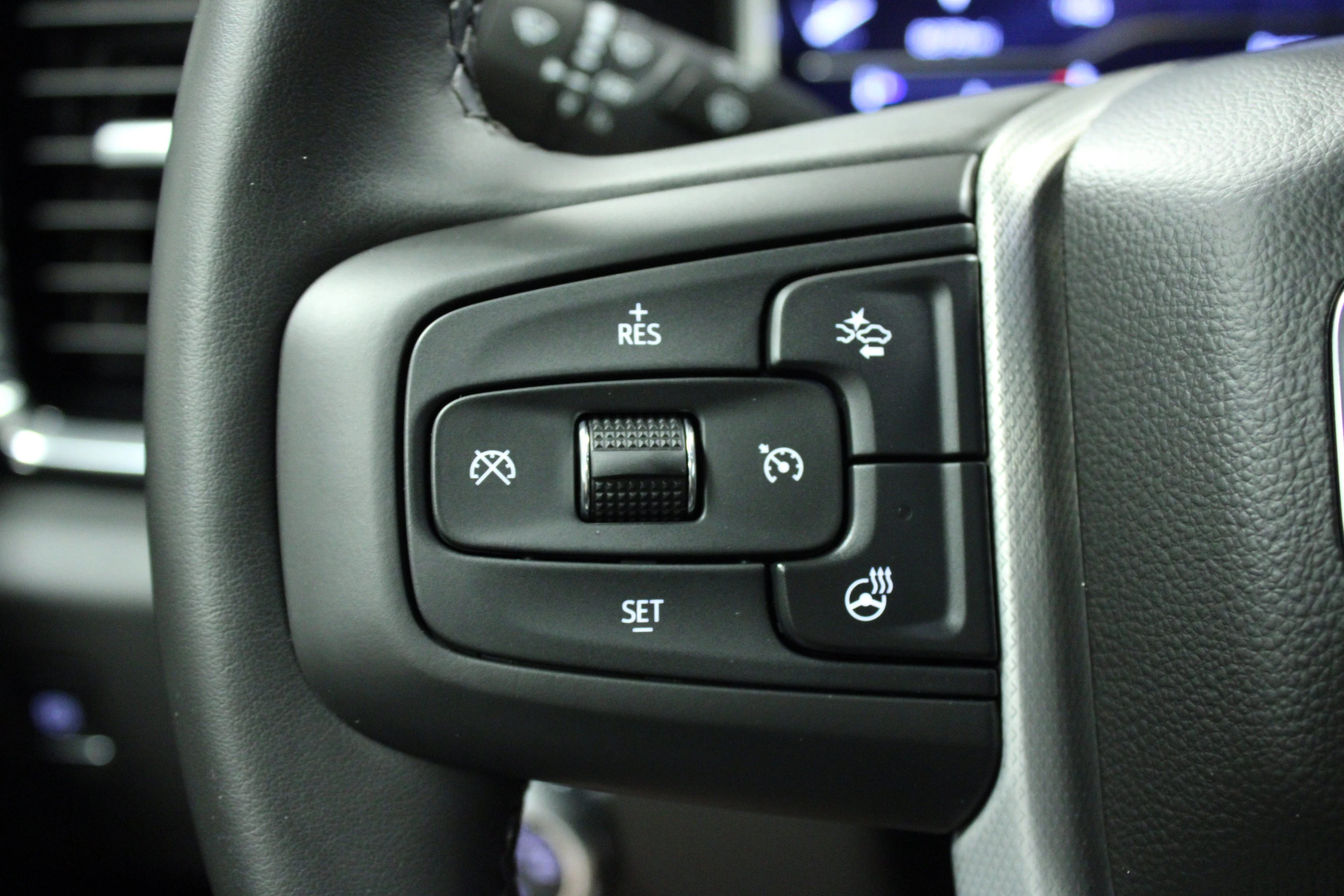 Used 2025 Black GMC Denali image 20