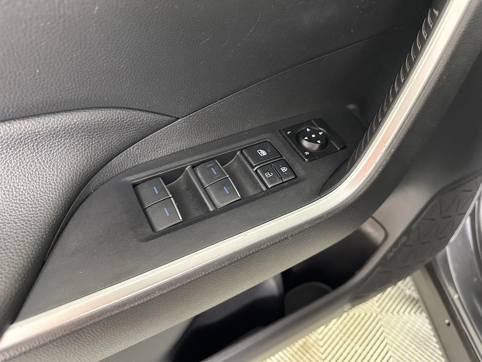 Used 2022 Magnetic Gray Metallic Toyota SE image 25